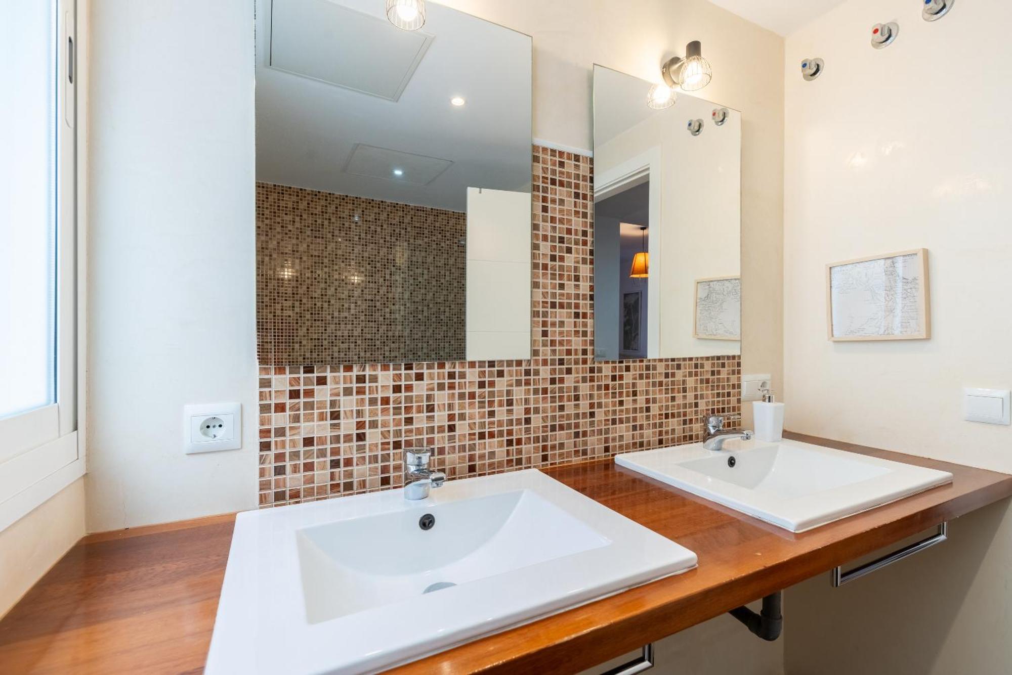 Veoapartment Alhondiga Segundo Seville Exterior photo
